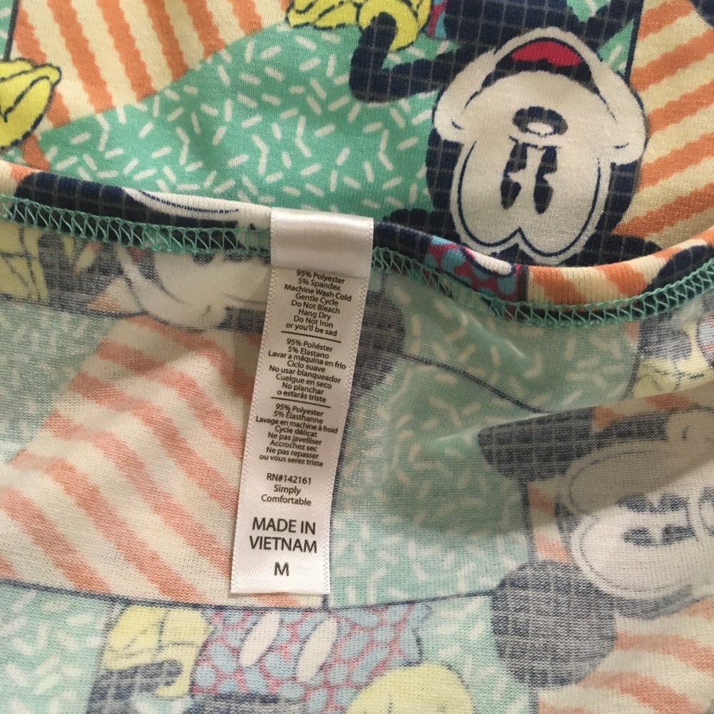 LuLaRoe Disney Mickey Classic T Shirt M FREE SHIP - Picture 6 of 6